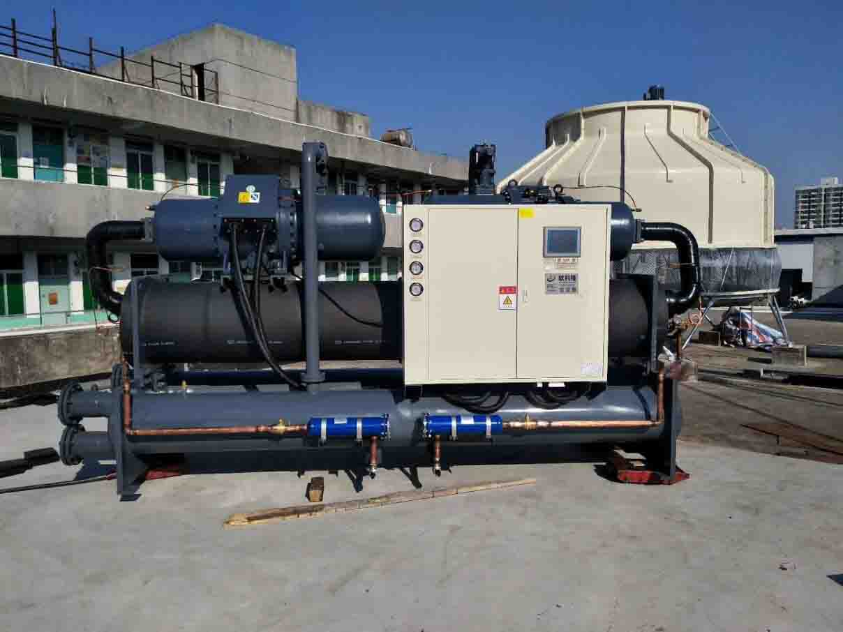 中央空調(diào)冷水機組案例